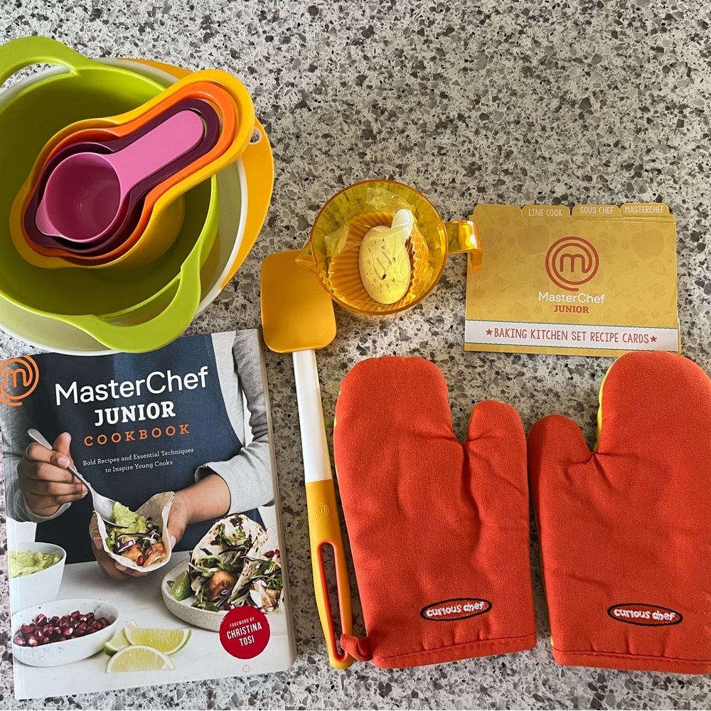 Master Chef Jr. Baking Set with Orange Mitts & Cookbook